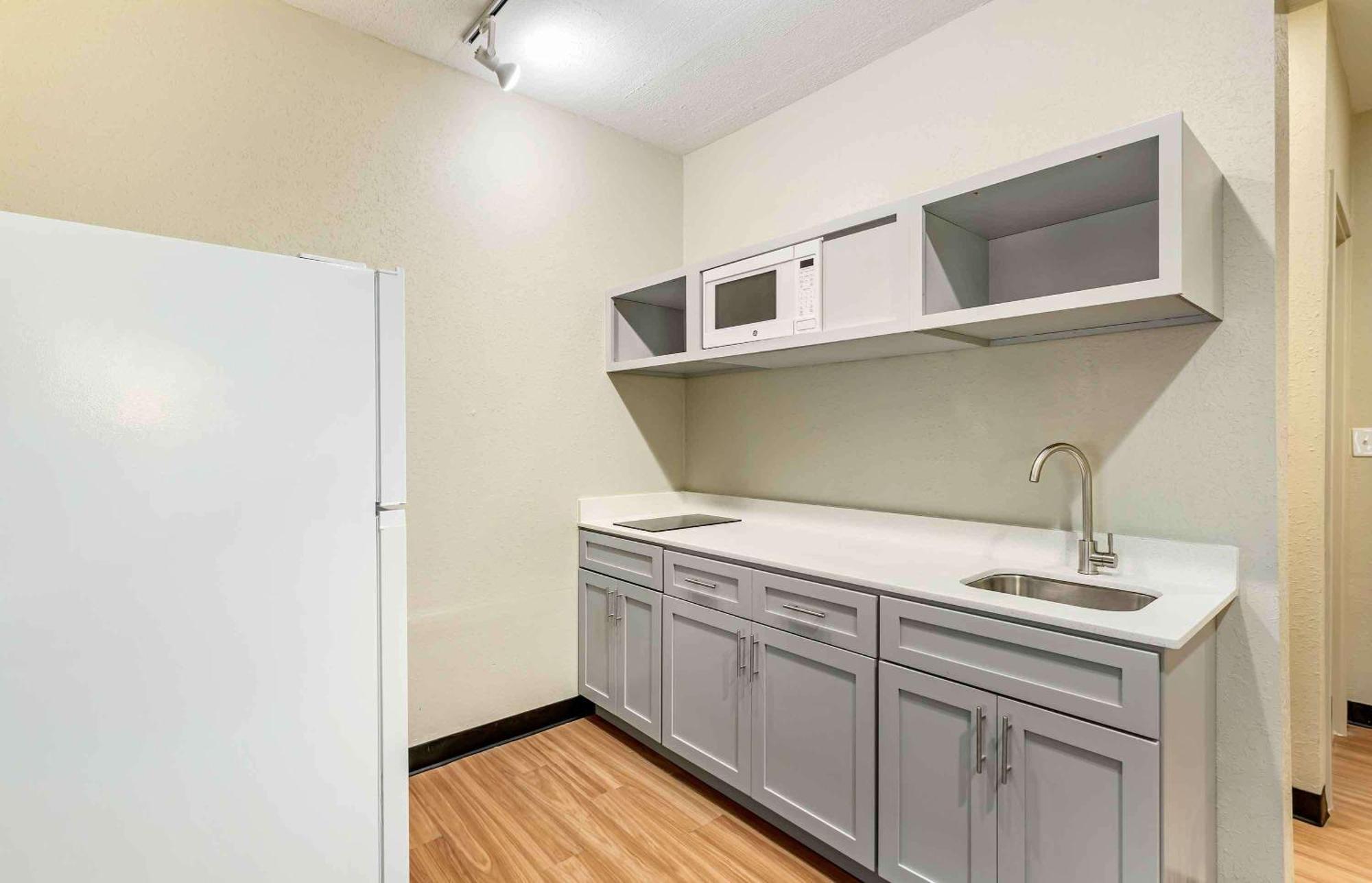 Extended Stay America Suites - Buffalo - Airport Cheektowaga Buitenkant foto