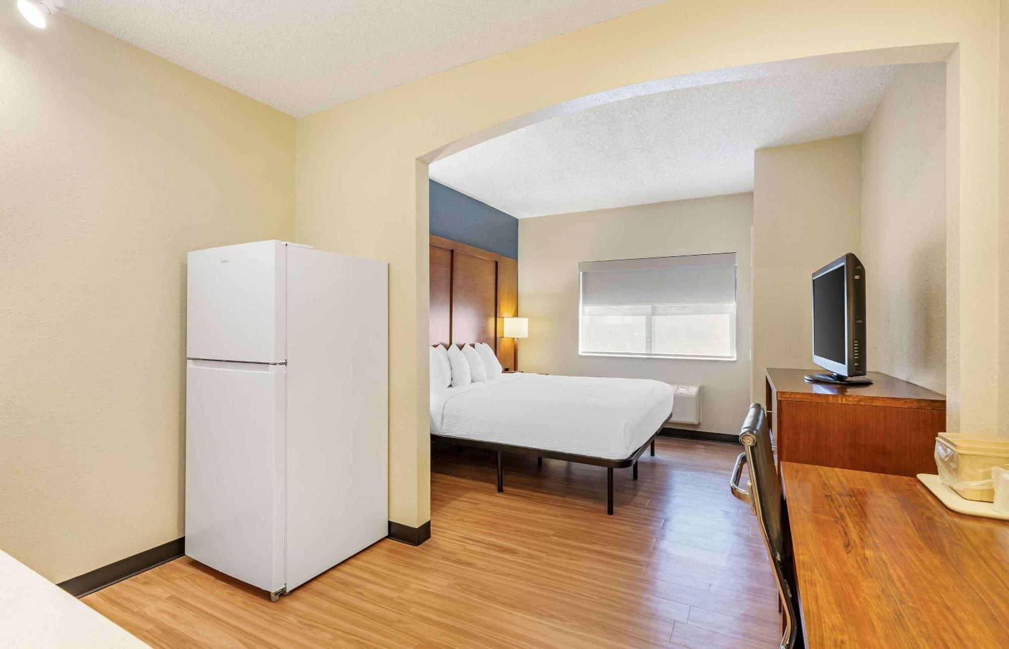 Extended Stay America Suites - Buffalo - Airport Cheektowaga Buitenkant foto