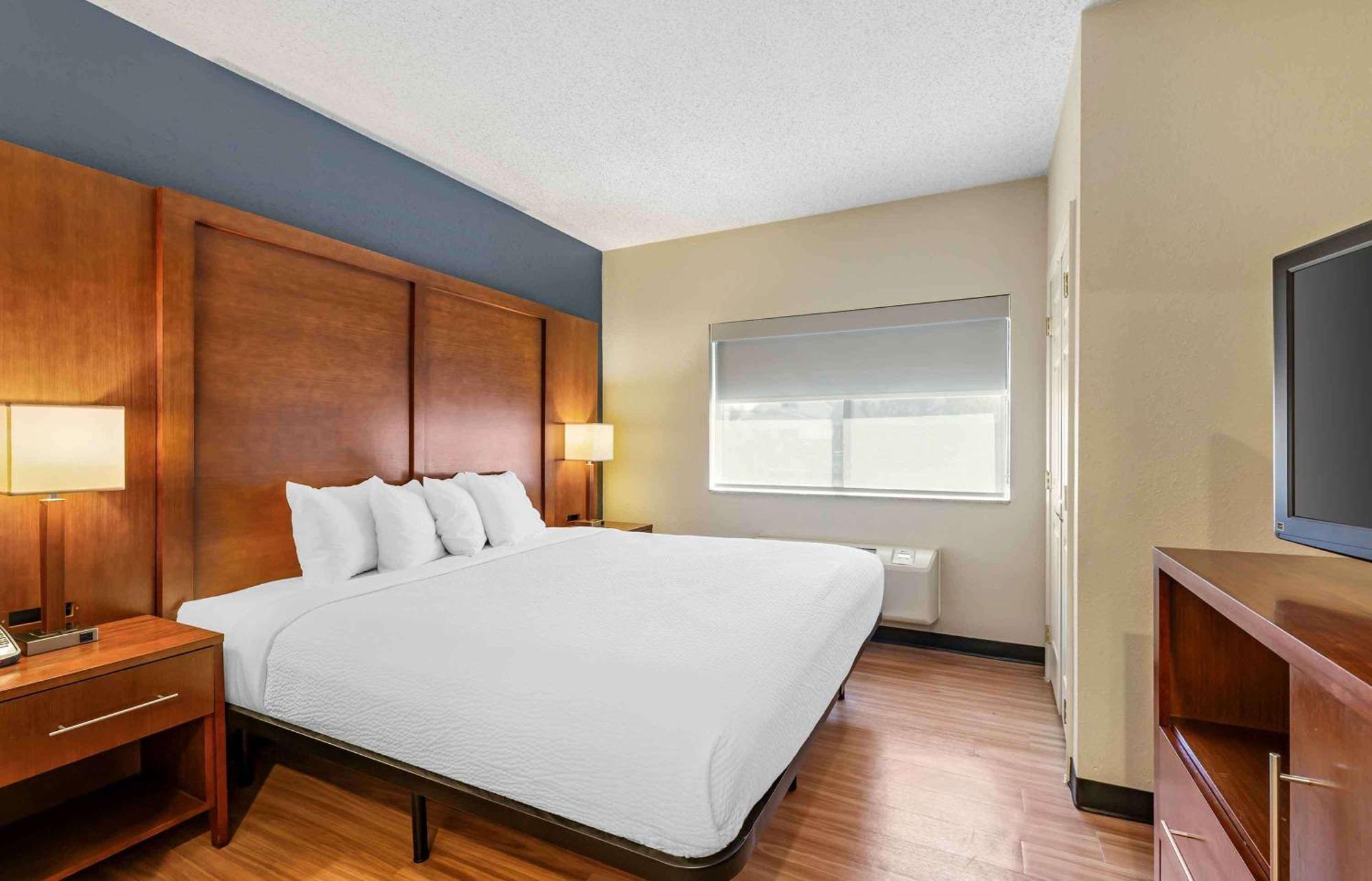 Extended Stay America Suites - Buffalo - Airport Cheektowaga Buitenkant foto