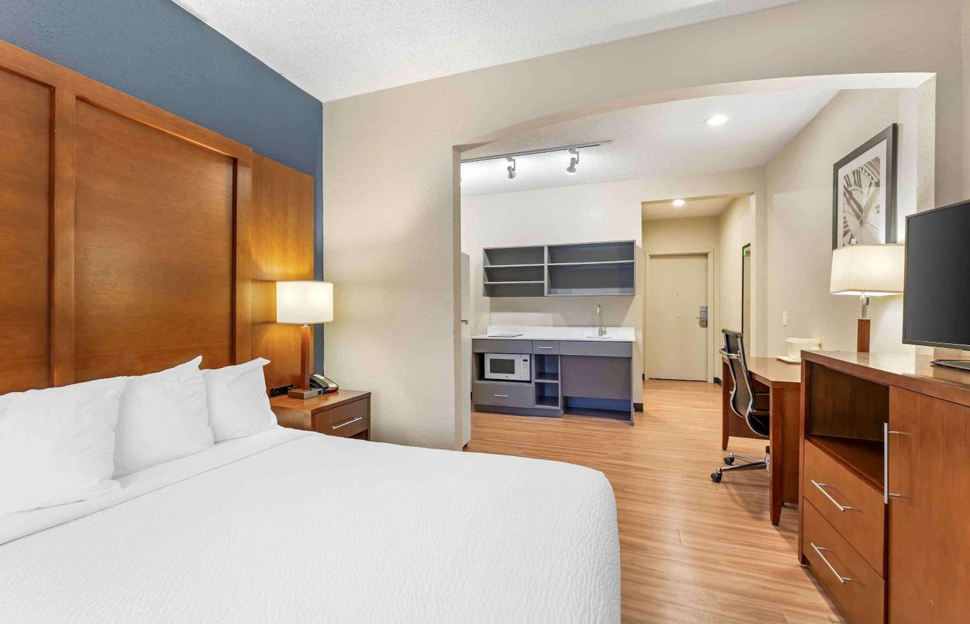 Extended Stay America Suites - Buffalo - Airport Cheektowaga Buitenkant foto