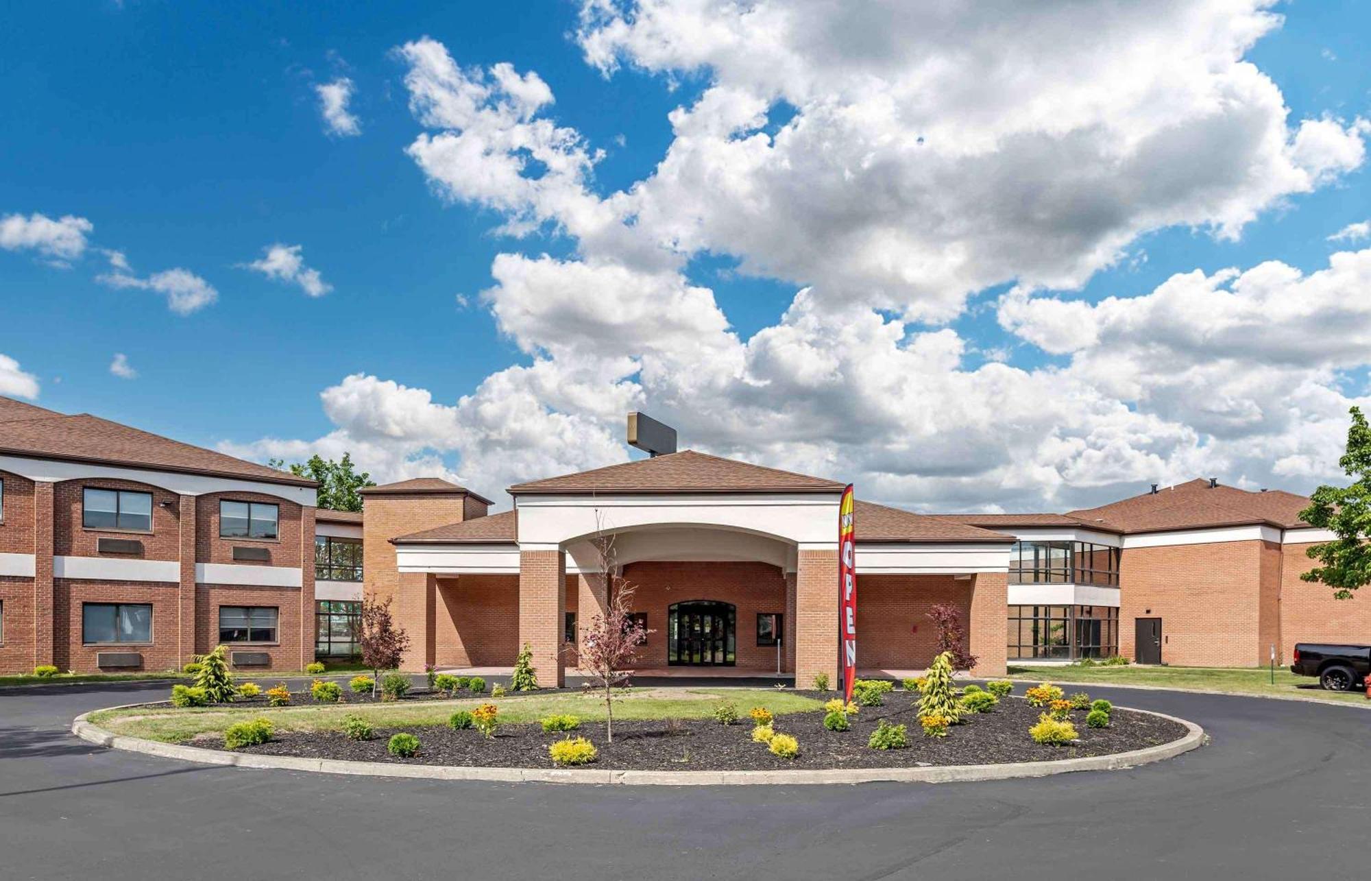 Extended Stay America Suites - Buffalo - Airport Cheektowaga Buitenkant foto