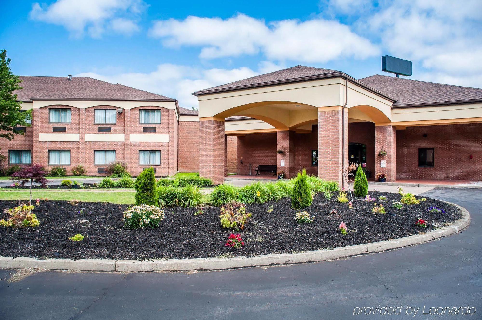 Extended Stay America Suites - Buffalo - Airport Cheektowaga Buitenkant foto