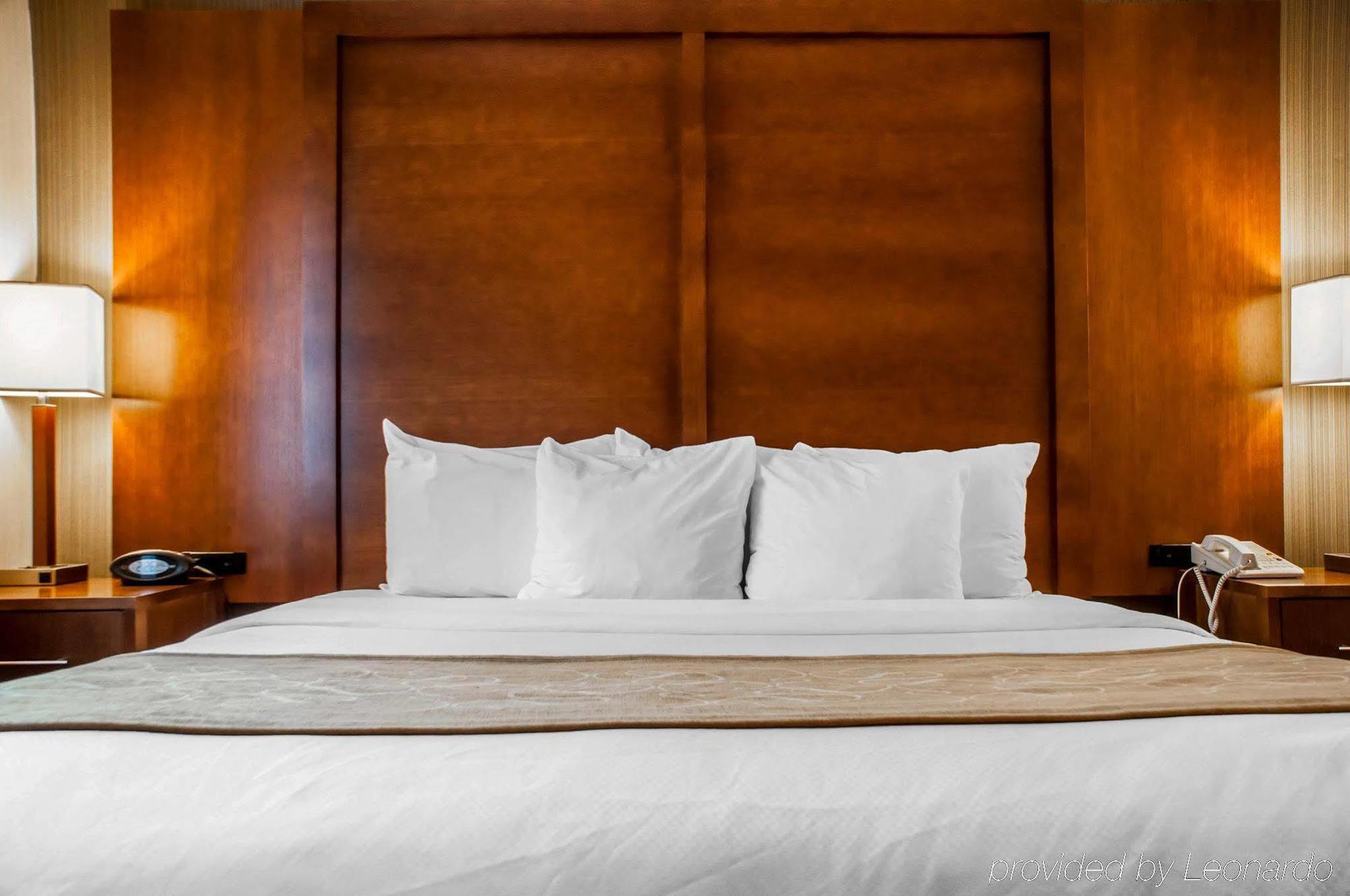 Extended Stay America Suites - Buffalo - Airport Cheektowaga Buitenkant foto